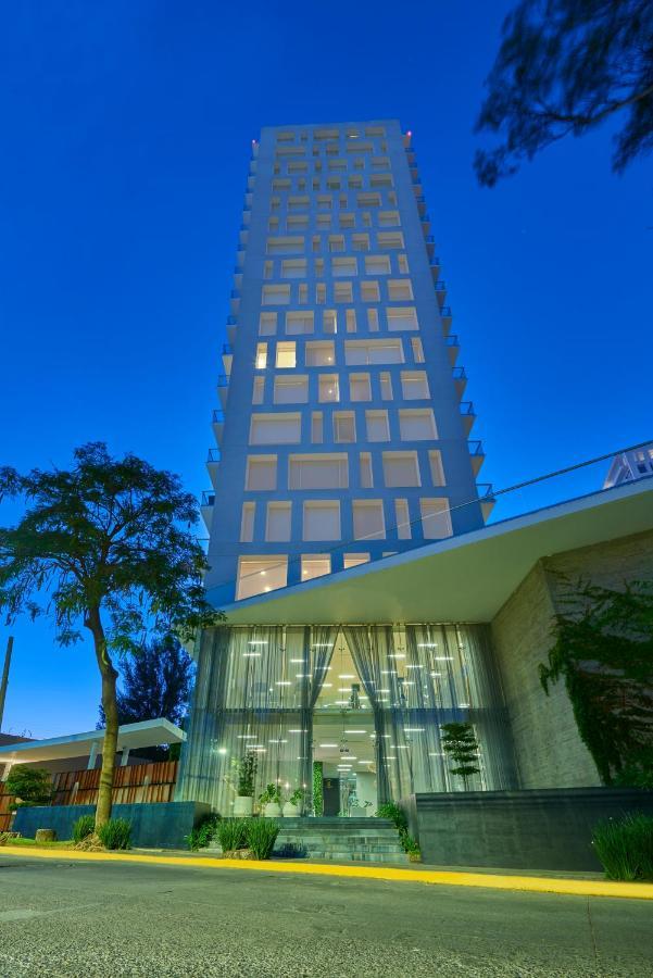 Park Life Guadalajara Aparthotel Екстериор снимка
