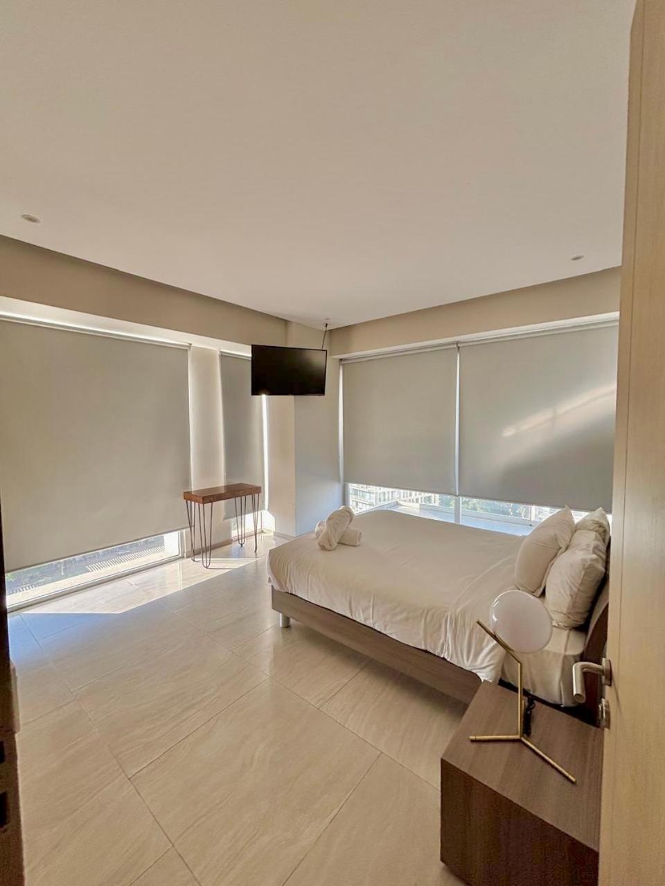 Park Life Guadalajara Aparthotel Екстериор снимка