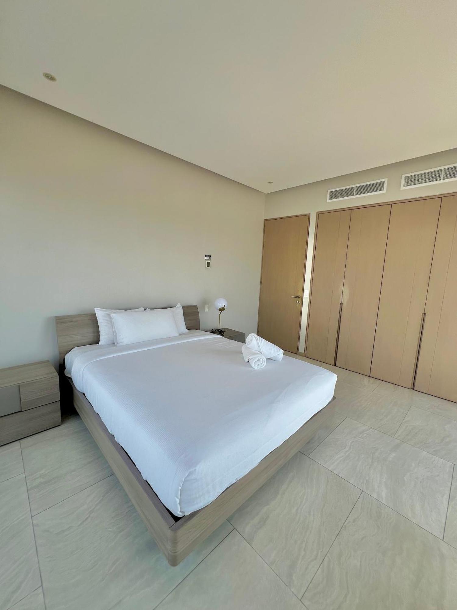 Park Life Guadalajara Aparthotel Екстериор снимка